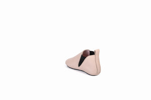 
                  
                    Load image into Gallery viewer, FOOT FEDERATION BABIES&amp;#39; LEATHER SHOE POWDER PINK
                  
                