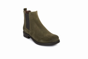 
                  
                    Load image into Gallery viewer, FOOT FEDERATION CHELSEA WOMEN&amp;#39;S BOOT SUEDE ARMY GREEN
                  
                