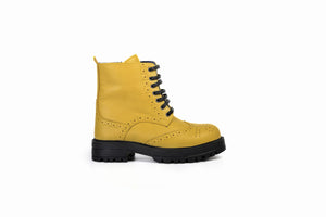 
                  
                    Load image into Gallery viewer, FOOT FEDERATION DERBY WINGTIP KIDS&amp;#39; BOOT YELLOW
                  
                