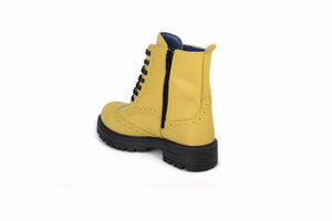 
                  
                    Load image into Gallery viewer, FOOT FEDERATION DERBY WINGTIP KIDS&amp;#39; BOOT YELLOW
                  
                