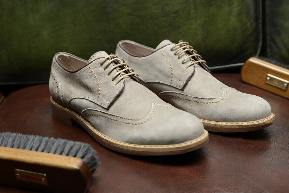 
                  
                    Load image into Gallery viewer, FOOT FEDERATION CITY DERBY WINGTIP MENS SHOE NUBUCK STONE GRAY
                  
                