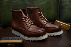 
                  
                    Load image into Gallery viewer, FOOT FEDERATION RED WING MOC TOE MENS BOOT BROWN
                  
                