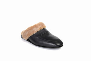 
                  
                    Laden Sie das Bild in den Galerie-Viewer, FOOT FEDERATION NATURAL FUR LINED MOC-TOE MEN&amp;#39;S LEATHER SLIPPER BROWN
                  
                