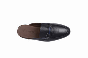 
                  
                    Laden Sie das Bild in den Galerie-Viewer, FOOT FEDERATION HORSEBIT MOC-TOE MEN&amp;#39;S LEATHER SLIPPER NAVY BLUE
                  
                