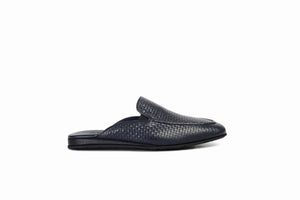 
                  
                    Laden Sie das Bild in den Galerie-Viewer, FOOT FEDERATION KNIT PATTERN MOC-TOE MEN&amp;#39;S LEATHER SLIPPER NAVY BLUE
                  
                