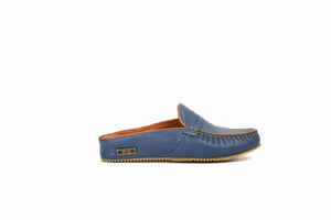 
                  
                    Load image into Gallery viewer, FOOT FEDERATION MOC-TOE WOMEN&amp;#39;S LEATHER SLIPPER BLUE
                  
                