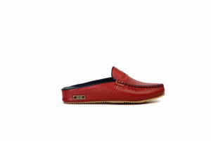 
                  
                    Load image into Gallery viewer, FOOT FEDERATION MOC-TOE WOMEN&amp;#39;S LEATHER SLIPPER RED
                  
                