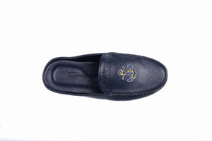 
                  
                    Laden Sie das Bild in den Galerie-Viewer, FOOT FEDERATION MARINE MOC-TOE MEN&amp;#39;S LEATHER SLIPPER NAVY BLUE
                  
                