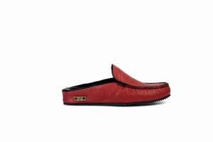 
                  
                    Laden Sie das Bild in den Galerie-Viewer, FOOT FEDERATION MOC-TOE MEN&amp;#39;S LEATHER SLIPPER U.S FLAG RED
                  
                