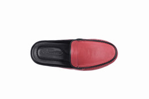 
                  
                    Laden Sie das Bild in den Galerie-Viewer, FOOT FEDERATION MOC-TOE MEN&amp;#39;S LEATHER SLIPPER U.S FLAG RED
                  
                