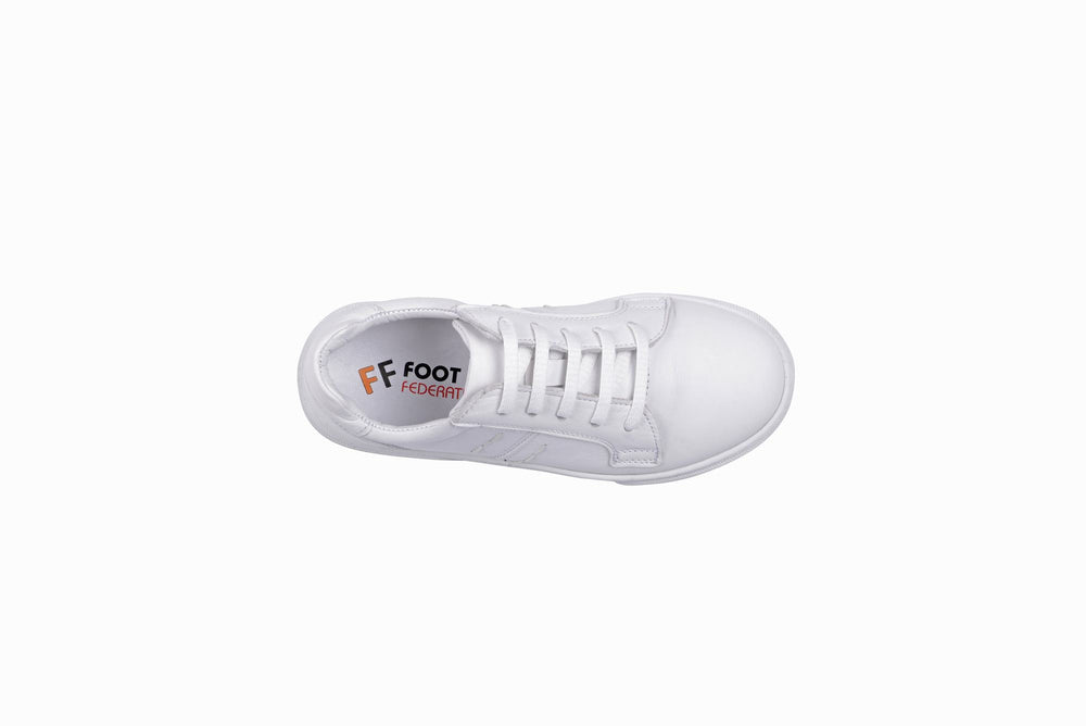 
                  
                    Load image into Gallery viewer, FOOT FEDERATION FAMILY DERBY KIDS&amp;#39; SNEAKER WHITE
                  
                