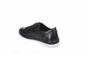 
                  
                    Laden Sie das Bild in den Galerie-Viewer, FOOT FEDERATION DERBY MENS SNEAKER BLACK
                  
                