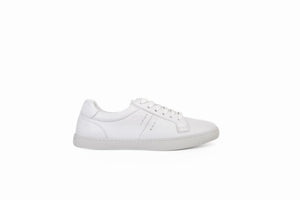 
                  
                    Load image into Gallery viewer, FOOT FEDERATION FAMILY DERBY WOMEN&amp;#39;S SNEAKER WHITE
                  
                