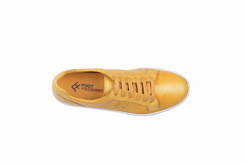 
                  
                    Load image into Gallery viewer, FOOT FEDERATION FAMILY DERBY WOMEN&amp;#39;S SNEAKER YELLOW
                  
                